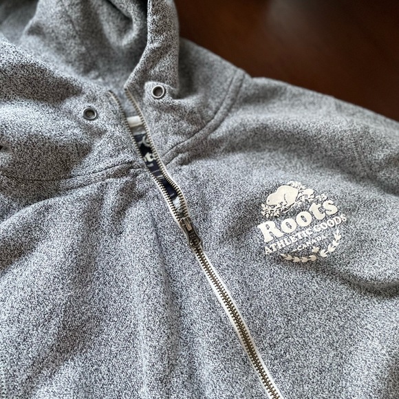 roots canada zip up logo sweatshirt - Picture 13 of 16